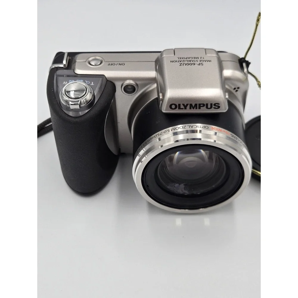 Olympus SP-600UZ Digital Camera 12 MP 15x Zoom 32GB SDHC Works No Case